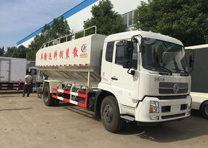 超值選擇 福田歐曼前四后八散裝飼料車，專業廠家與汽車經銷商的完美結合